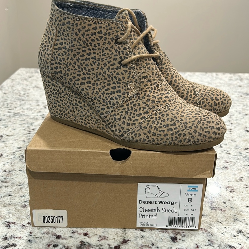 TOMS Cheetah Desert Wedge